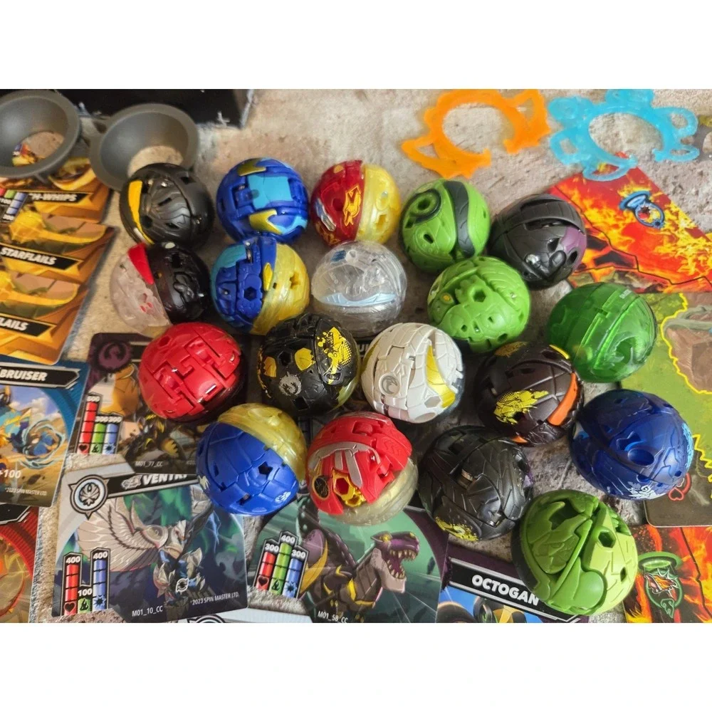 Bakugan Battle Brawlers Lot HUGE COLLECTION Cards Figures Special Attack